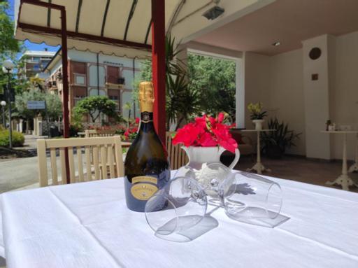 Villa Mirella-Nuova Gestione Grado Luaran gambar